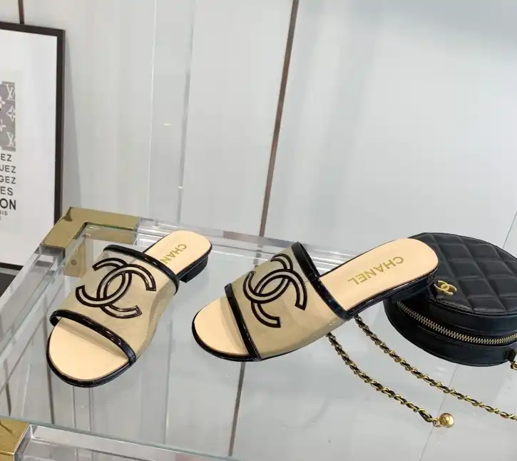 hype Chanel Slippers