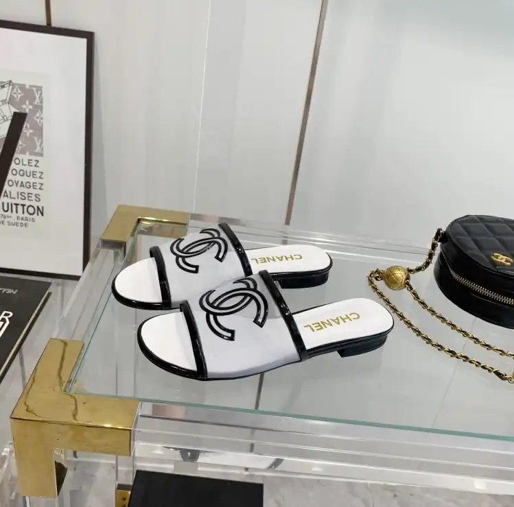 hype Chanel Slippers