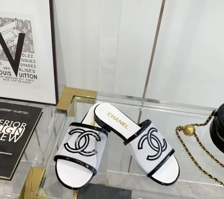 hype Chanel Slippers