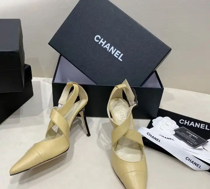 hype Chanel High Heels