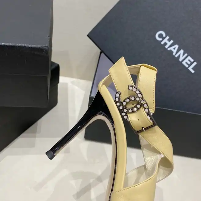 hype Chanel High Heels