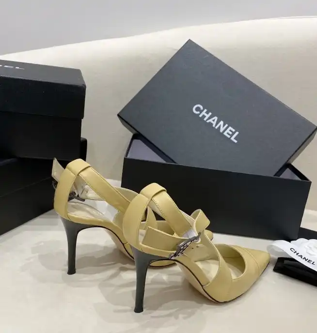 hype Chanel High Heels