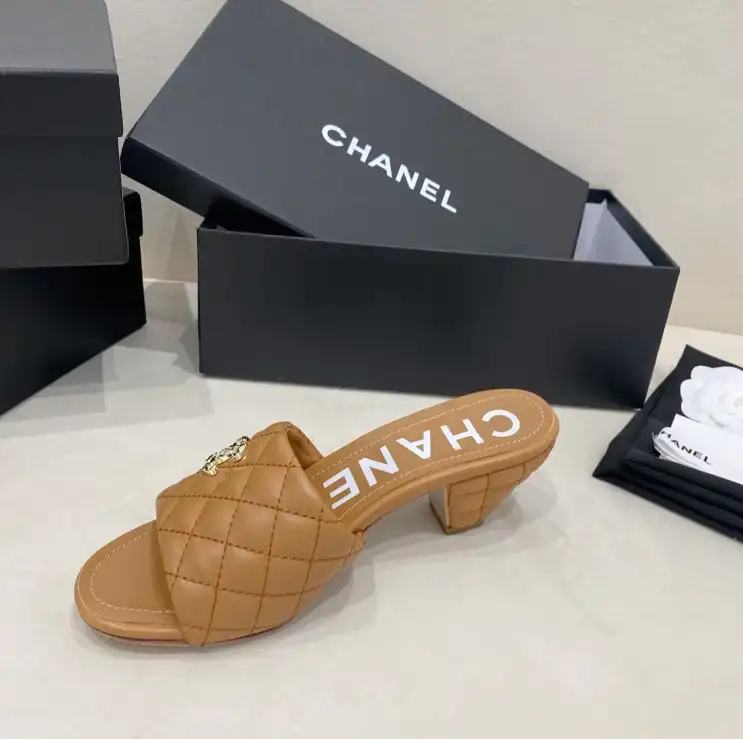 hype Chanel Slippers