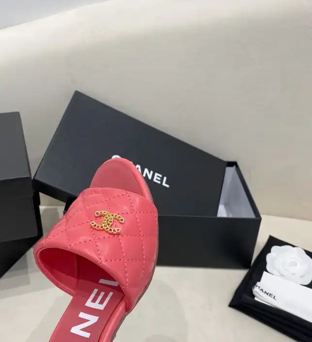 hype Chanel Slippers