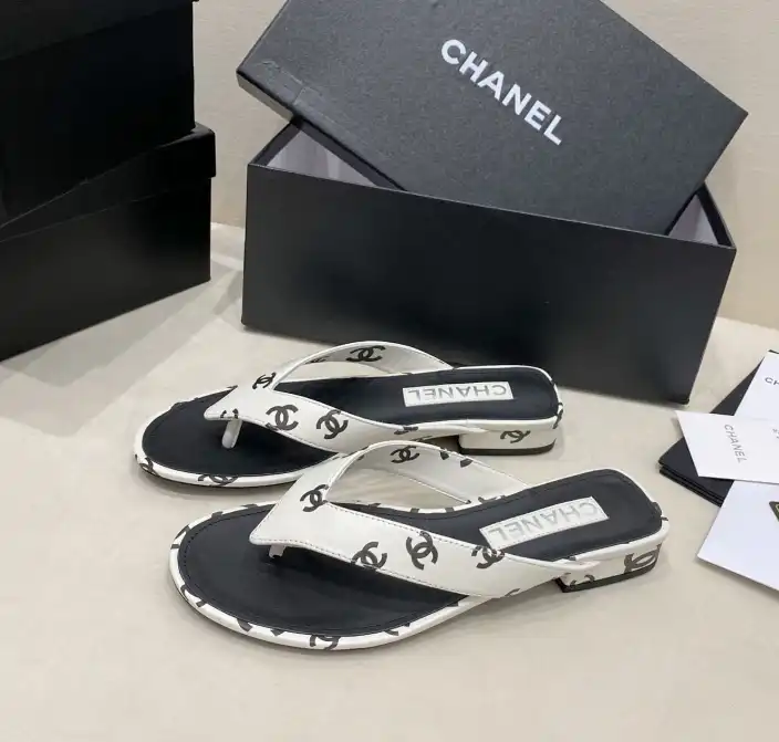 hype Chanel Slippers