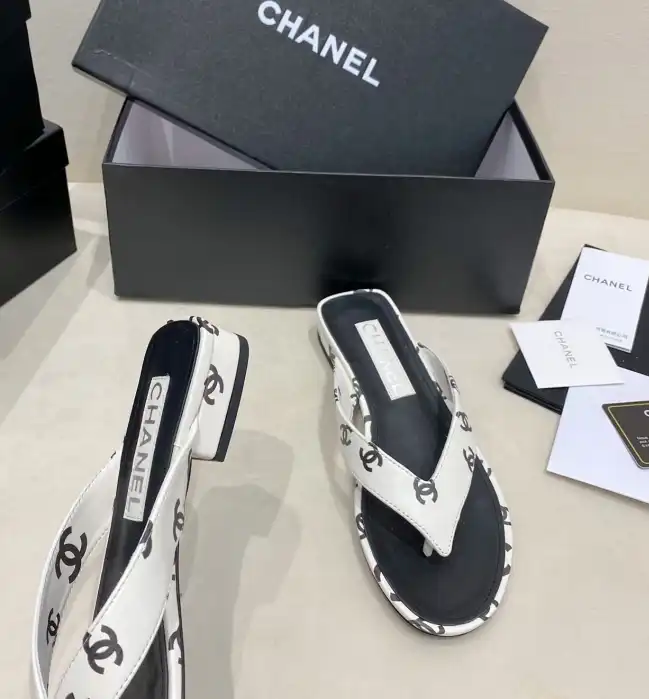 hype Chanel Slippers