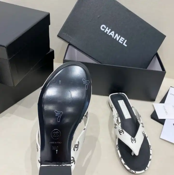 hype Chanel Slippers