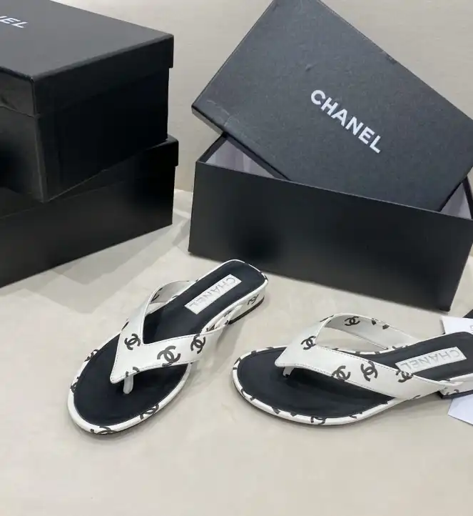 hype Chanel Slippers