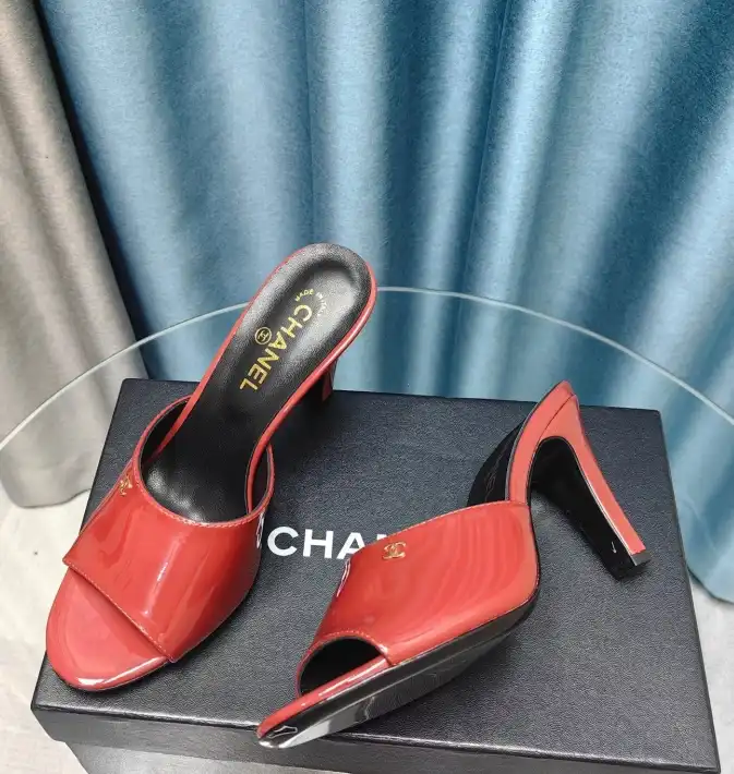 hype Chanel High Heels