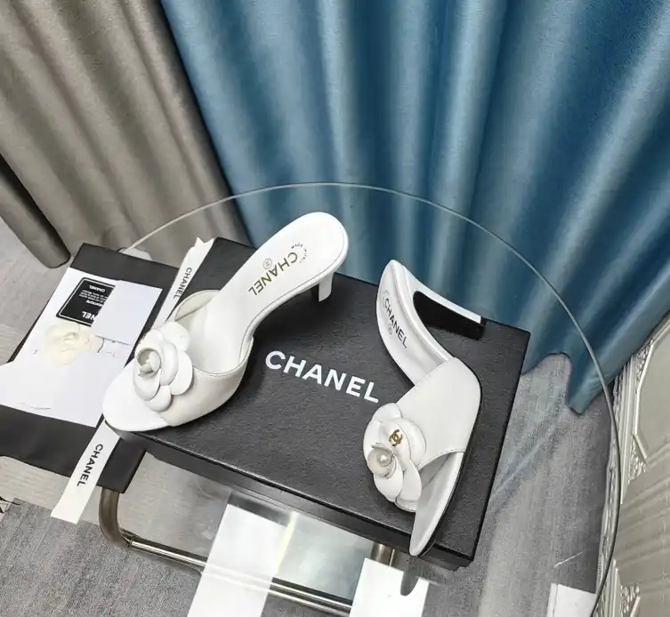 hype Chanel High Heels