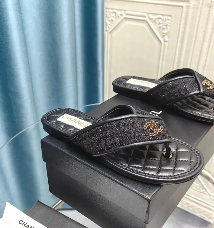 hype Chanel Slippers