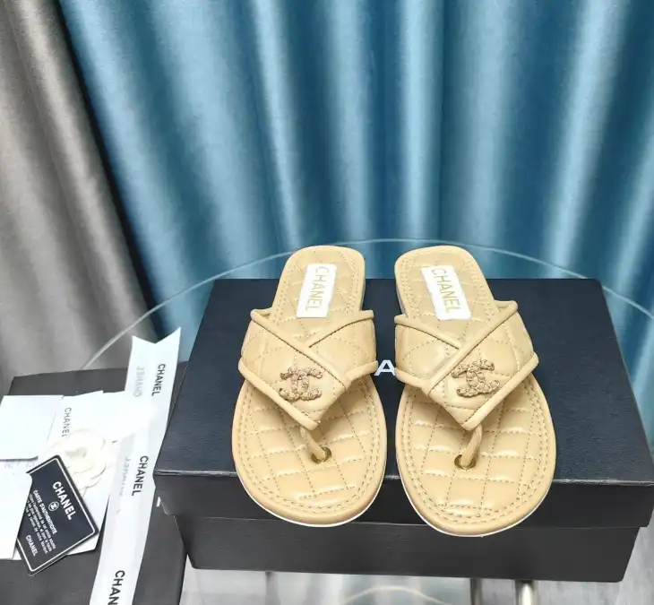 hype Chanel Slippers