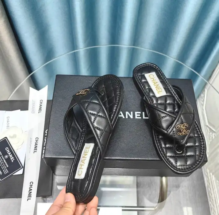 hype Chanel Slippers