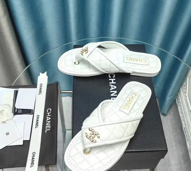 hype Chanel Slippers