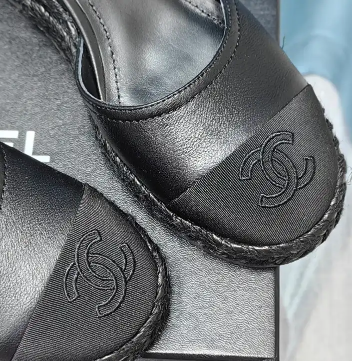 hype Chanel Sandals