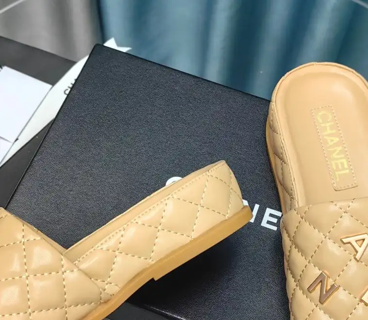 hype Chanel Slippers