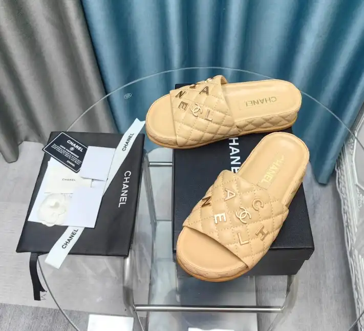 hype Chanel Slippers