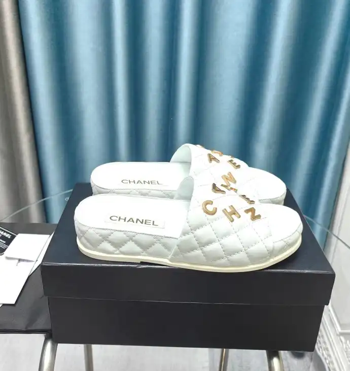 hype Chanel Slippers