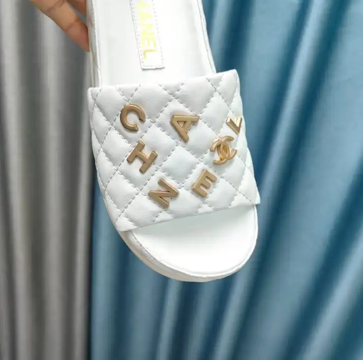 hype Chanel Slippers