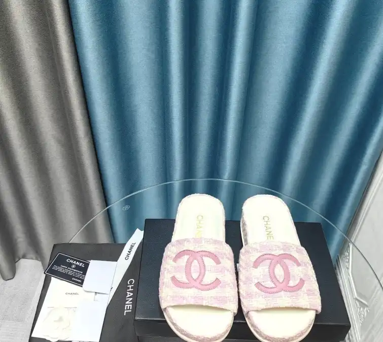 hype Chanel Slippers