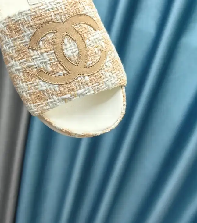 hype Chanel Slippers