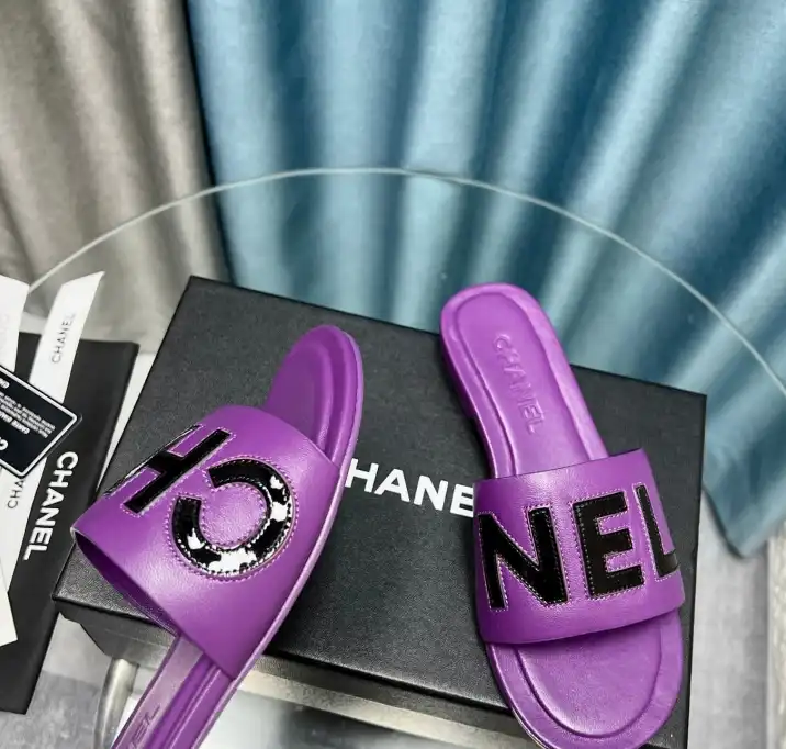 hype Chanel Slippers