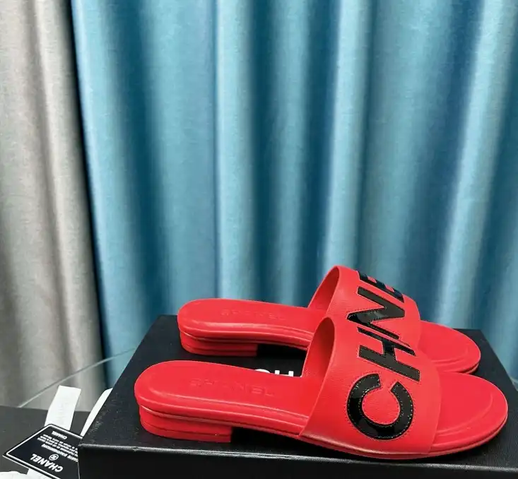 hype Chanel Slippers