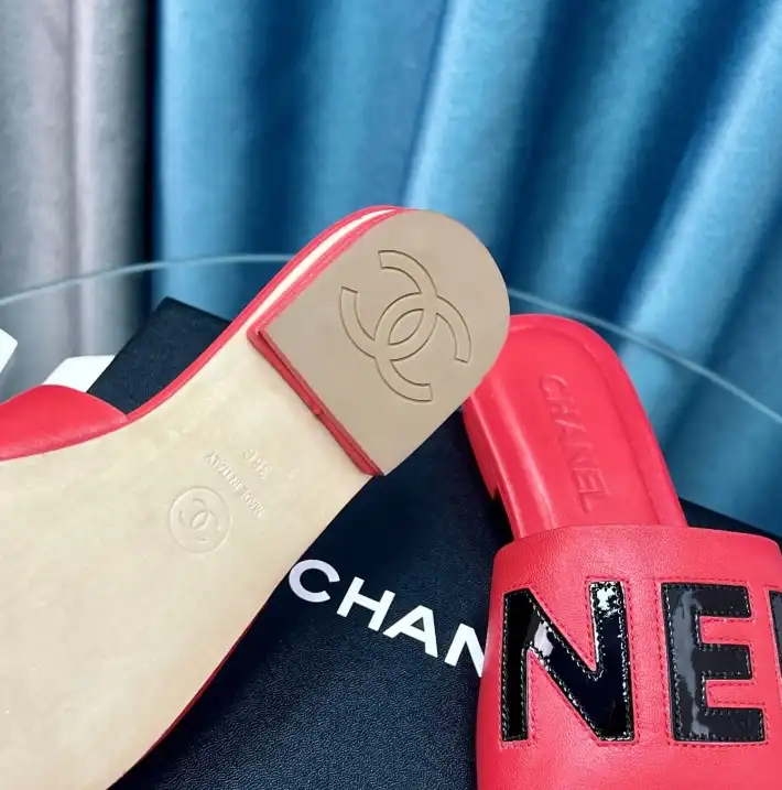 hype Chanel Slippers