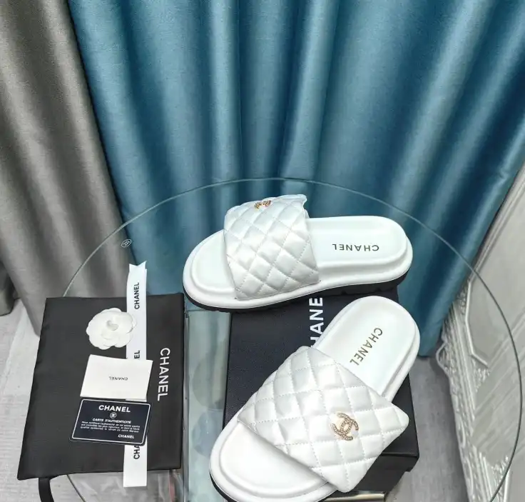 hype Chanel Slippers