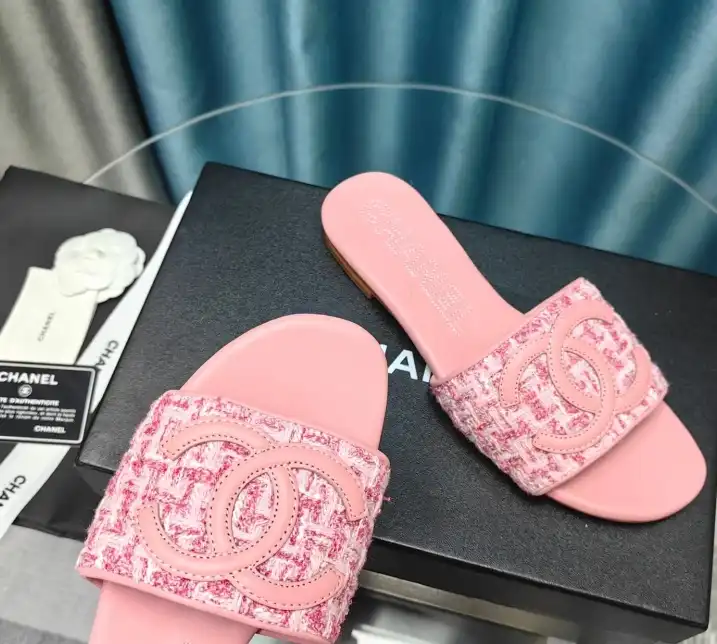 hype Chanel Slippers