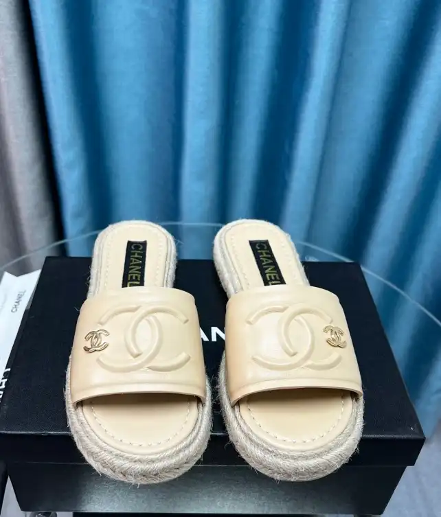 hype Chanel Slippers