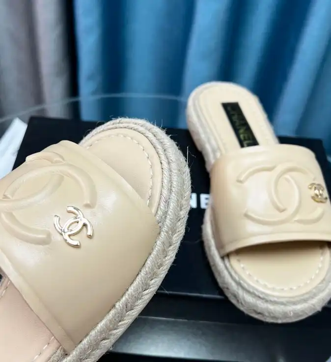 hype Chanel Slippers