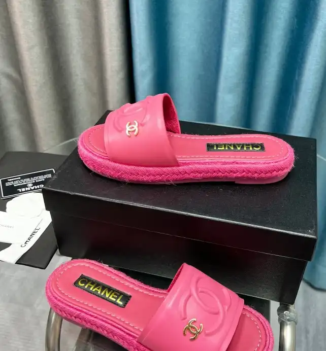 hype Chanel Slippers