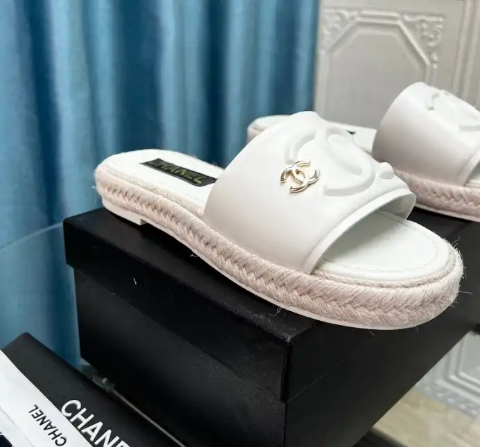 hype Chanel Slippers