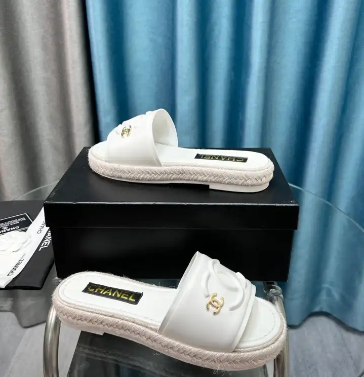 hype Chanel Slippers