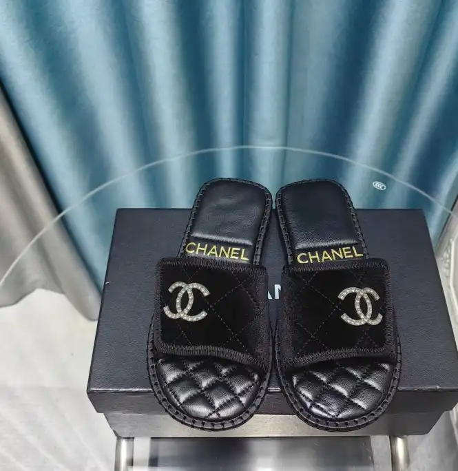 hype Chanel Slippers