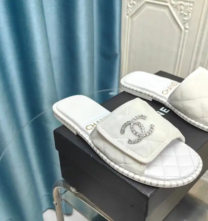 hype Chanel Slippers