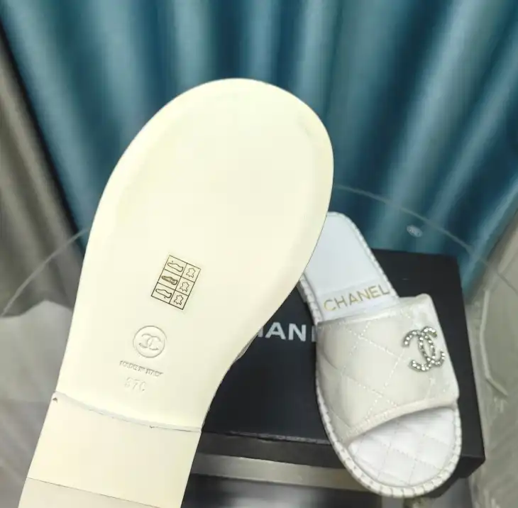 hype Chanel Slippers