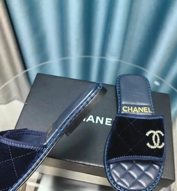 hype Chanel Slippers