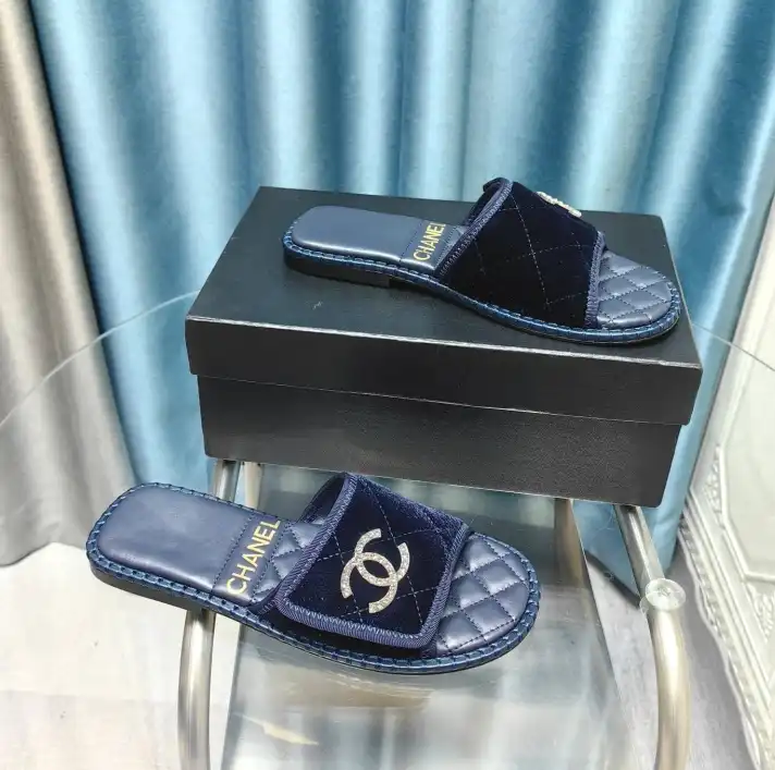 hype Chanel Slippers