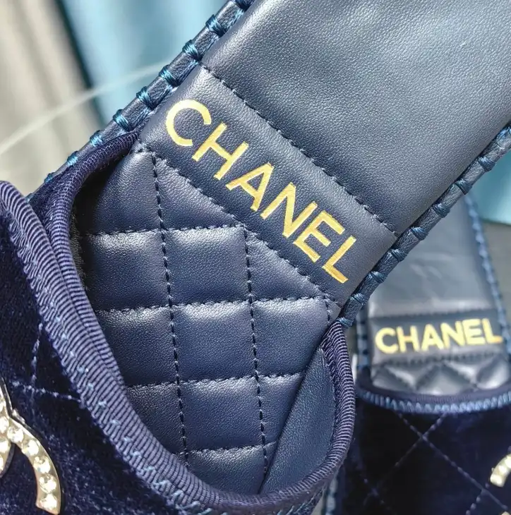 hype Chanel Slippers