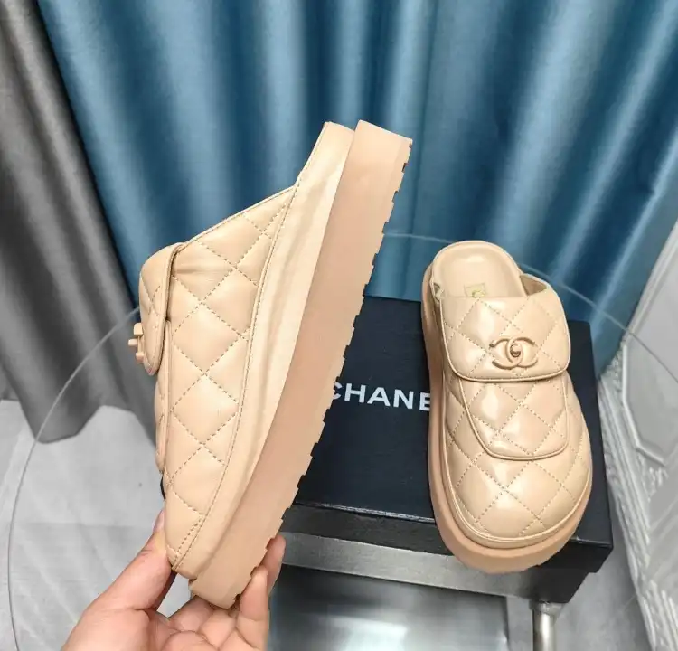 hype Chanel Slippers