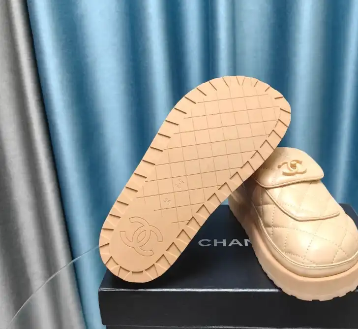 hype Chanel Slippers