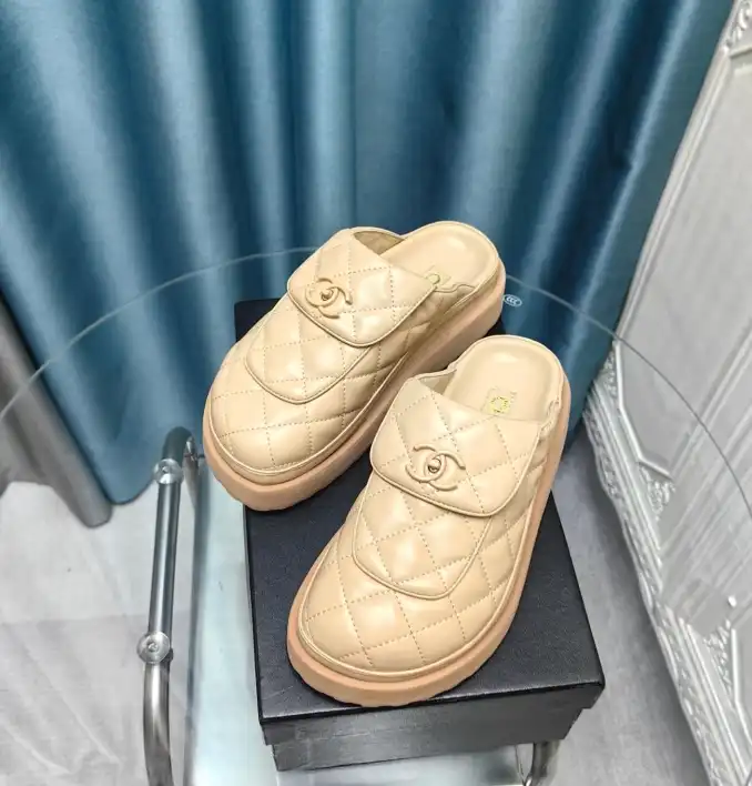 hype Chanel Slippers