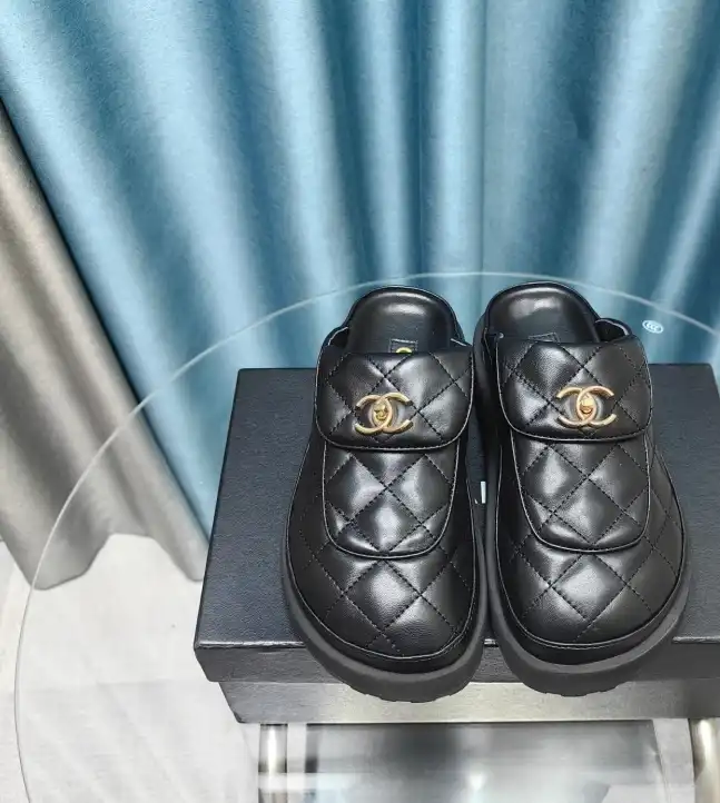 hype Chanel Slippers