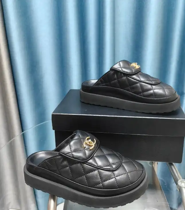 hype Chanel Slippers