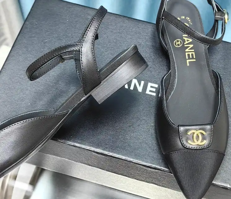 hype Chanel Sandals