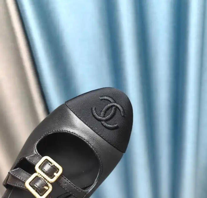 hype Chanel Sandals