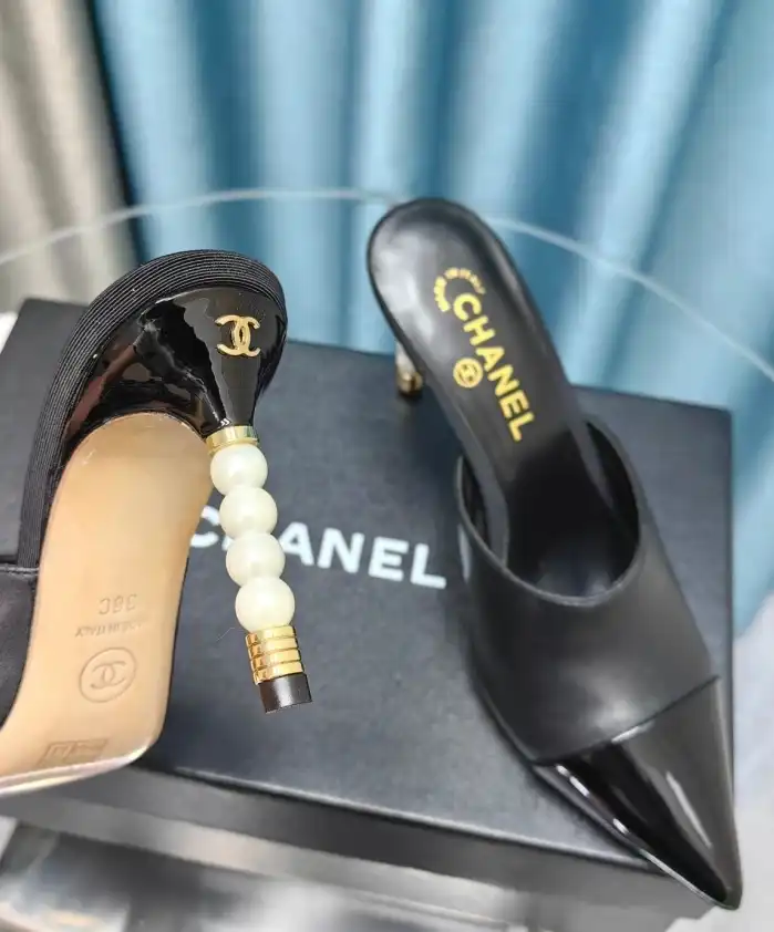 hype Chanel High Heels