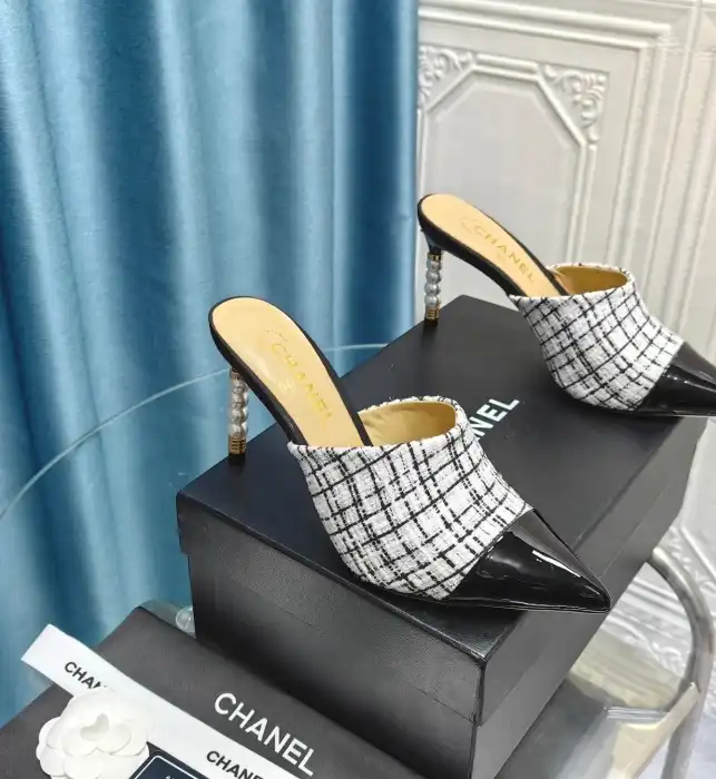 hype Chanel High Heels